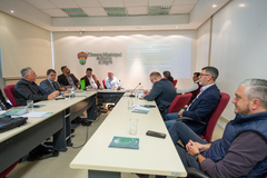Reunião de Comissão - Conjunta CCJ e Cedecondh - Pauta: Sabatina do candidato à recondução ao cargo de Corregedor-Geral da Guarda Municipal.Sabatina do candidato à recondução ao cargo de Corregedor-Geral da Guarda Municipal.
Convidados:
Guarda Municipal
Sr. Adil Moura, Corregedor-Geral da Guarda Municipal