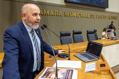 Secretário municipal de Habitação, André Machado