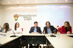 Reunião da comissão trata sobre a importância dos Psicólogos e Assistentes Sociais nas escolas e de como está a regulamentação da Lei Federal 13.935/2019 no município de Porto Alegre.