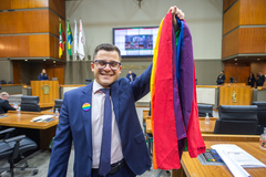 Giovani Culau e Coletivo é o primeiro vereador gay de Porto Alegre