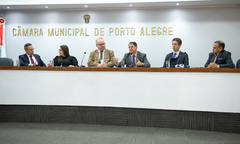 A nova Frente Parlamentar tem como presidente o vereador Tiago Albrecht (NOVO)