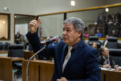Movimentação de plenário. Vereador Cassiá Carpes