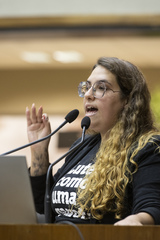 Vereadora suplente Vitória Cabreira toma posse.