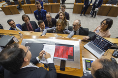Movimentação de plenário.