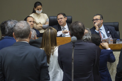 movimentação de plenário.
