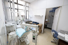 Vereadores da COSMAM fazem visita ao Pronto Atendimento Cruzeiro do Sul (PACS) para averiguar serviços de odontologia do local, em pauta proposta pela vereadora Karen Santos. Presentes o vereador José Freitas (presidente) e a vereadora Lourdes Sprenger.