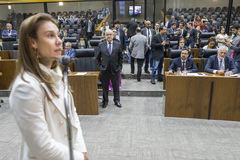 Movimentação de Plenário.