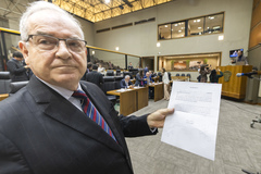 Movimentação de Plenário.