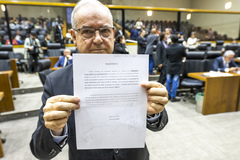 Movimentação de Plenário.