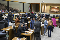 Movimentação de Plenário.