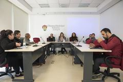 Vereadores, representantes do Executivo e de Sindicatos participaram da reunião