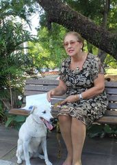 Vereadora grava mensagem para o site da Câmara