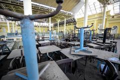 Mercado ainda não se recuperou de incêndio ocorrido em 2013
