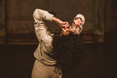 Apresentação aborda o tema da violência sofrida pelas mulheres (Foto: Vivian Gradela)