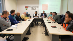 A pauta foi proposta pela presidente da Comissão, vereadora Karen Santos (PSOL), que conduziu a reunião