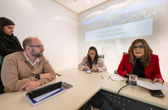 Mônica Leal (D) foi a proponente da pauta