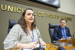 Gabriele Brehm apresentou trabalho realizado pelo laboratório