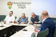 Reunião da Comissão de Constituição e Justiça. Pauta: apreciação de pareceres; aprovação de redações finais; distribuição de projetos para relatar.