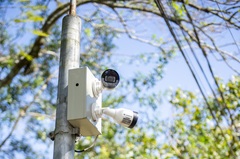 Instalação de equipamentos de videomonitoramento tem o objetivo de garantir a segurança do local