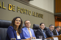 Sessão Solene de Outorga do Título de Cidadão de Porto Alegre ao Desembargador Federal Rogerio Favreto