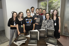 Lançamento do livro Câmara e Memória — Legislaturas da Câmara Municipal de Porto Alegre 1947-1988, e abertura da exposição. Na foto, equipe do Memorial.