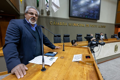 Diaran Camargo dirige a emissora
