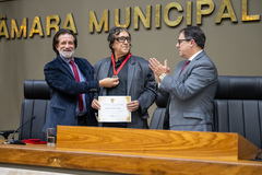 Solenidade ocorreu no Plenário Otávio Rocha