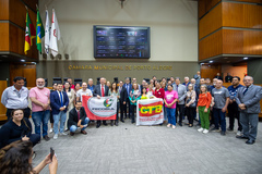 Homenagem ocorreu na sessão ordinária desta segunda-feira