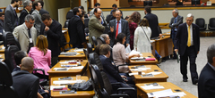 Movimentação em Plenário nesta quinta-feira