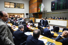 Vereadores durante a sessão desta tarde