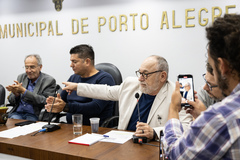 Reunião de Comissão - Pauta: Recicladores, Carrinheiros e Catadores. Licença para trabalhar. Unidade de triagem do Bairro Humaitá.