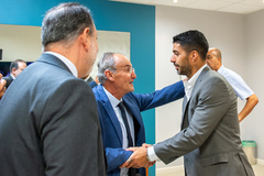 Sessão Solene de outorga do Título de Cidadão de Porto Alegre a Luis Alberto Suárez Diaz, o Suárez, jogador do Grêmio, proposta pelo vereador Airto Ferronato.