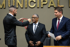 Sessão Solene de Outorga da Comenda Porto do Sol ao General Luiz Carlos Rodrigues Padilha, proposta pelo vereador Luiggi Bertaco
