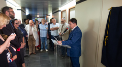 Presidente Hamilton Sossmeier participa de Ato de Descerramento do quadro da fotografia do Dr. Luiz Goulart Filho na Sala da Comissão de Defesa do Consumidor e Direitos Humanos (CEDECONDH).