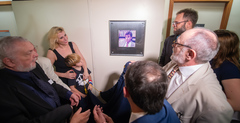 Presidente Hamilton Sossmeier participa de Ato de Descerramento do quadro da fotografia do Dr. Luiz Goulart Filho na Sala da Comissão de Defesa do Consumidor e Direitos Humanos (CEDECONDH).