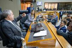 Reunião conjunta das CPIs que investigam os contratos da Smed para apresentação do relatório final aconteceu no Plenário Otávio Rocha