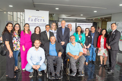 Presidente Hamilton Sossmeier e vereadores Alvoni Medina e Airto Ferronato participam da Abertura Exposição 50 Anos de história - FADERS Acessibilidade e Inclusão