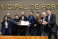 A outorga aconteceu no Plenário Otávio Rocha e teve como proponente o vereador Jessé Sangalli (Cidadania)