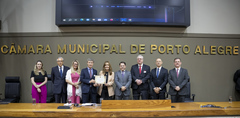 Solenidade ocorreu no Plenário Otávio Rocha