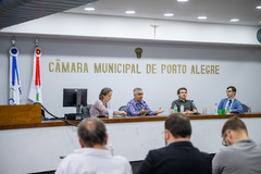 Presidente Hamilton Sossmeier participa da abertura do Debates em Foco, evento sobre Inteligência Artificial promovido pela Escola do Legislativo Julieta Batistiolli.