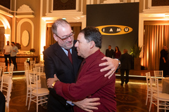 Presidente Hamilton Sossmeier e vereadores comparecem a jantar de fim de ano da AIAMU.