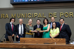 Vereadora Comandante Nádia recebe Troféu 250 anos.