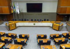 Plenário Otávio Rocha, Câmara Municipal de Porto Alegre, recesso, imagem aérea
