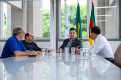 Reunião com deputado ocorreu no Salão Nobre Dilamar Machado