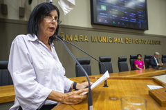 Júlia Bloise dirige a entidade