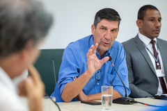 4ª Reunião Ordinária da CUTHAB, com pauta proposta pelo vereador José Freitas, para saber quais as ações foram tomadas pelo Executivo Municipal para realizar desassoreamentos de rios, arroios e córregos de Porto Alegre de setembro (último mês de enchentes) até o presente momento. Participaram representantes da Secretaria Municipal do Meio Ambiente, Urbanismo e Sustentabilidade; da Procuradoria Geral do Município (PGM); do Departamento Municipal de Limpeza Urbana (DMLU); do  Departamento Municipal de Água e Esgoto (DMAE); entre outros orgãos municipais e estaduais. O encontro foi presidido pelo vice-presidente da Comissão, vereador Cassiá Carpes.