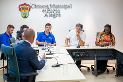 4ª Reunião Ordinária da CUTHAB, com pauta proposta pelo vereador José Freitas, para saber quais as ações foram tomadas pelo Executivo Municipal para realizar desassoreamentos de rios, arroios e córregos de Porto Alegre de setembro (último mês de enchentes) até o presente momento. Participaram representantes da Secretaria Municipal do Meio Ambiente, Urbanismo e Sustentabilidade; da Procuradoria Geral do Município (PGM); do Departamento Municipal de Limpeza Urbana (DMLU); do  Departamento Municipal de Água e Esgoto (DMAE); entre outros orgãos municipais e estaduais. O encontro foi presidido pelo vice-presidente da Comissão, vereador Cassiá Carpes.