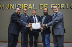 Solenidade de entrega do diploma ocorreu no Plenário Otávio Rocha