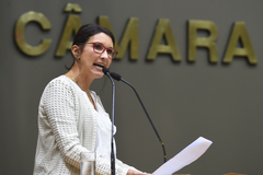 Período de Comunicações em homenagem aos 80 anos da Academia de Polícias (Acadepol). Na foto: vereadora Comandante Nádia