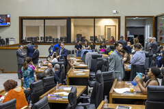 Movimentação de plenário.